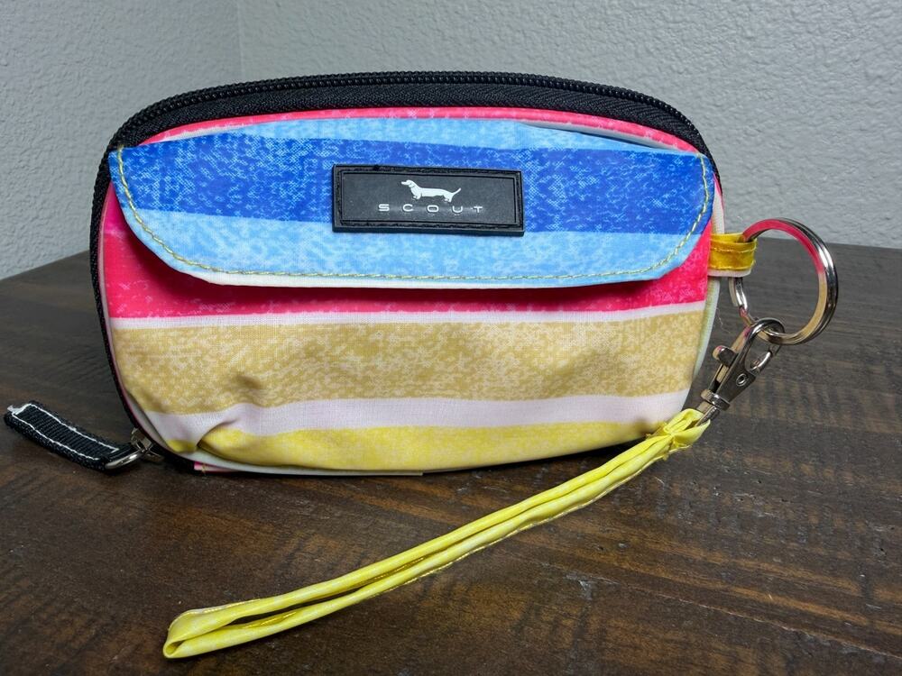 SCOUT Tote-All-Package Stripe a Pose Print Zip Wristlet Wallet ID Card Holder
